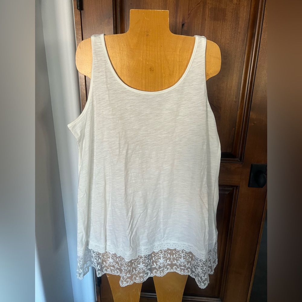 Tunic tank top sleeveless by Logo Layers - size large white lace edge round neck
